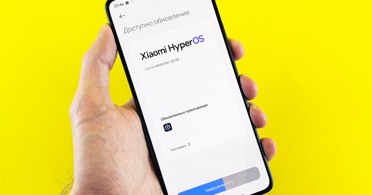 A xiaomi phone is displaying the hyperos screen.