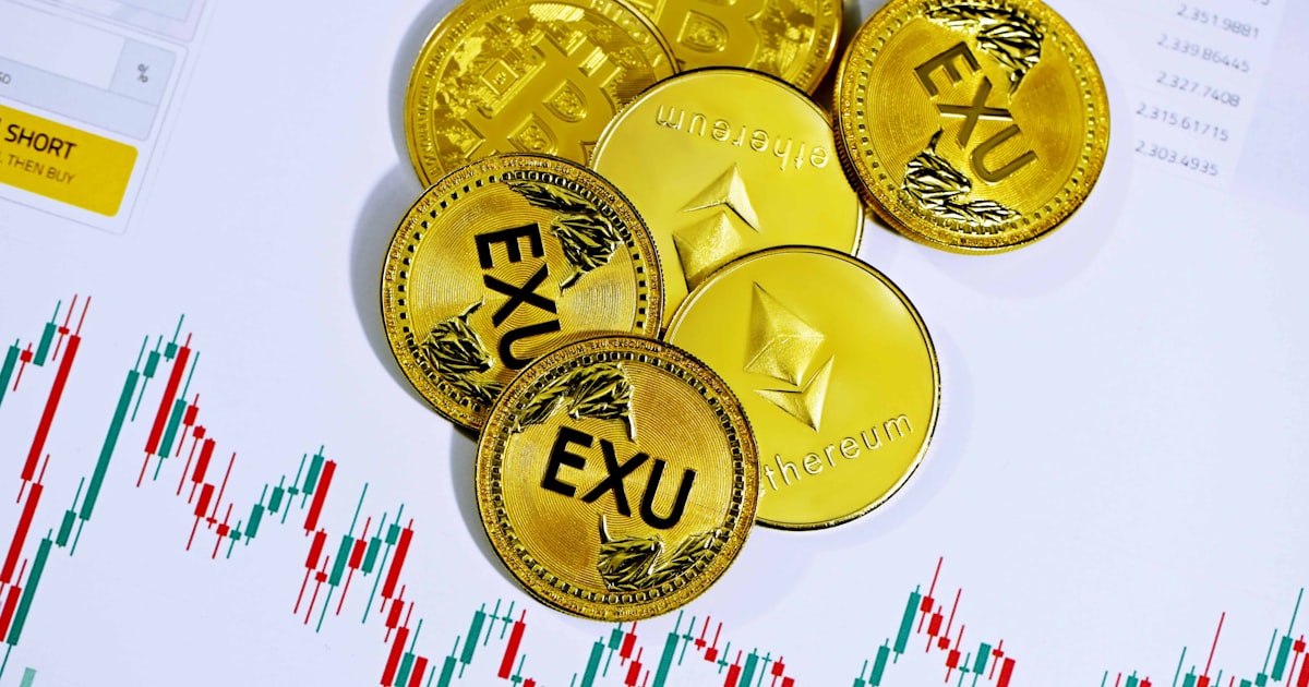 gold and silver round coins