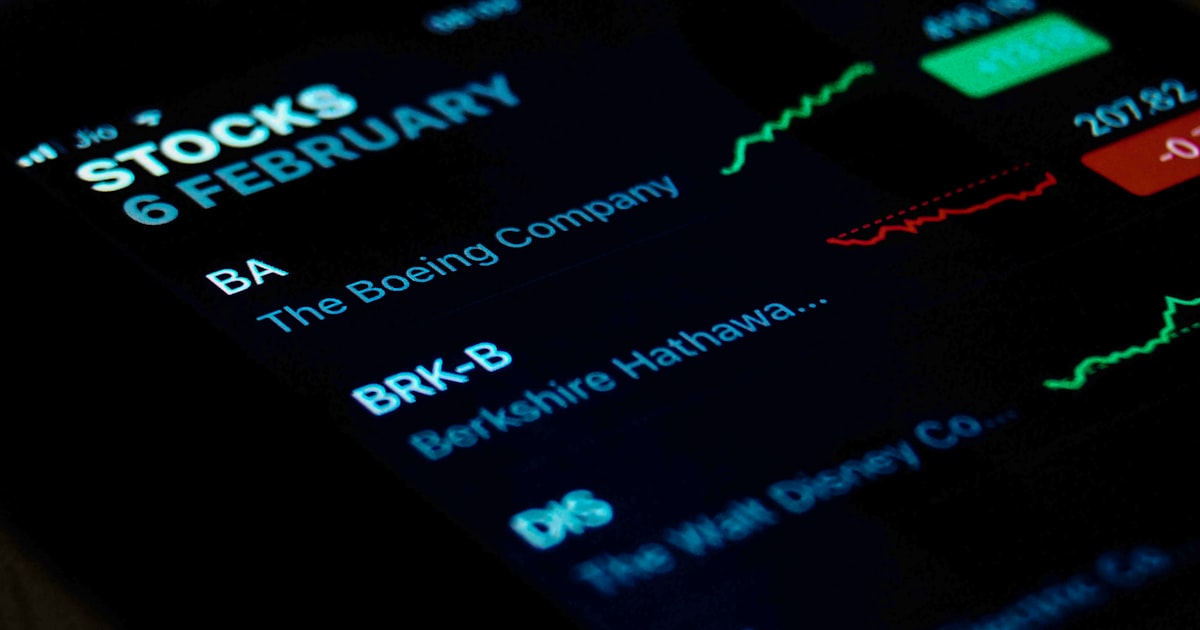 a close up of a cell phone screen