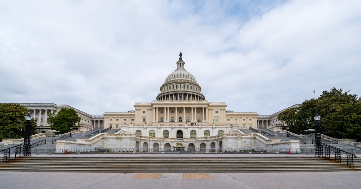 A view of the capitol building from across the street