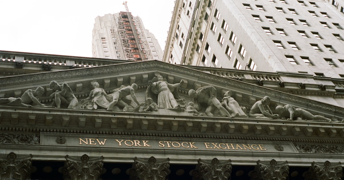New york stock exchange building facade with classical sculptures.