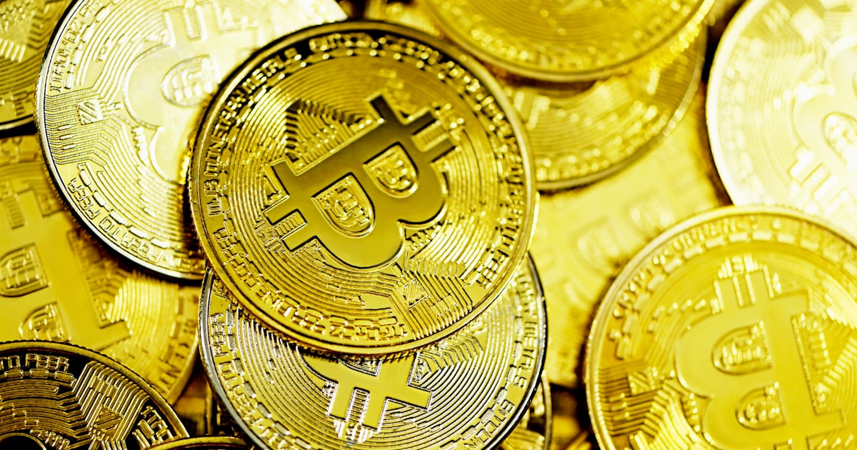 gold and silver round coins